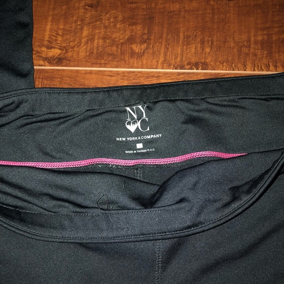 Black Bootcut Leggings with Pink Stitching - Picture 5 of 5